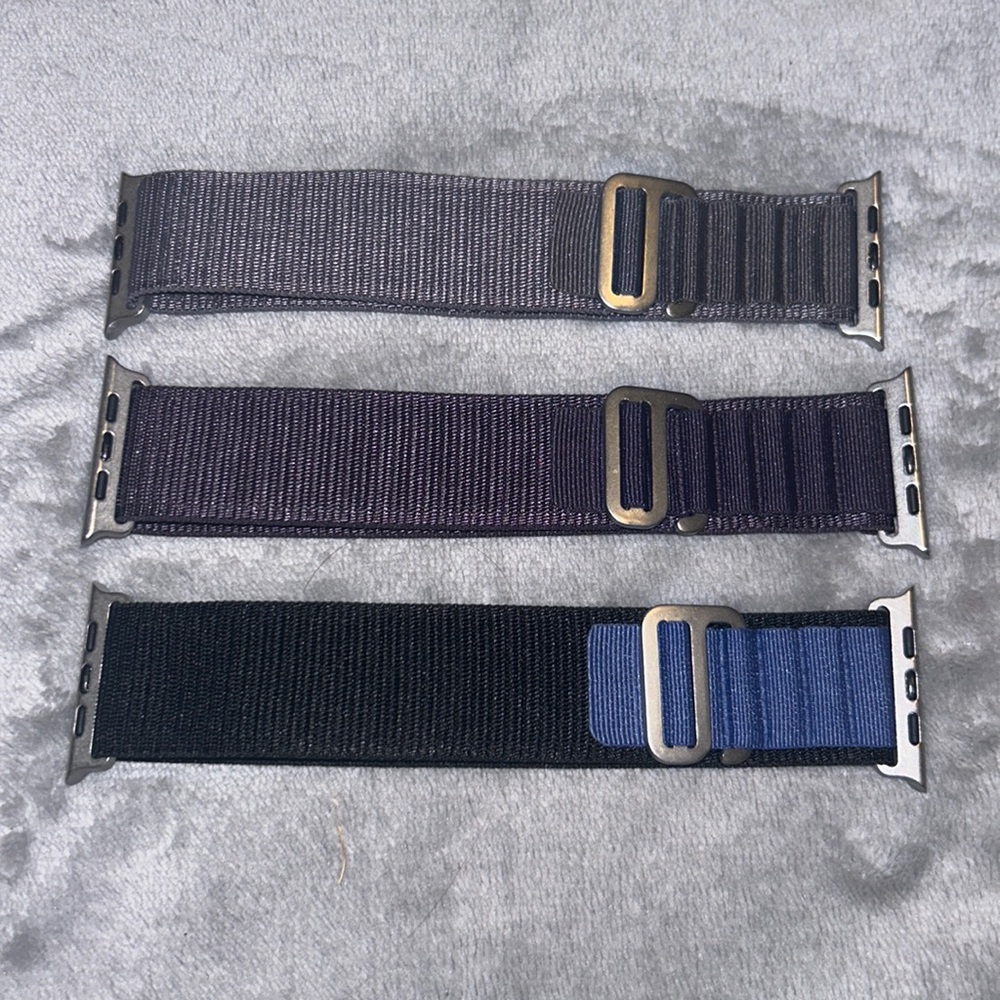 NEW 42/44/45 mm Apple Watch Bands (adjustable) !